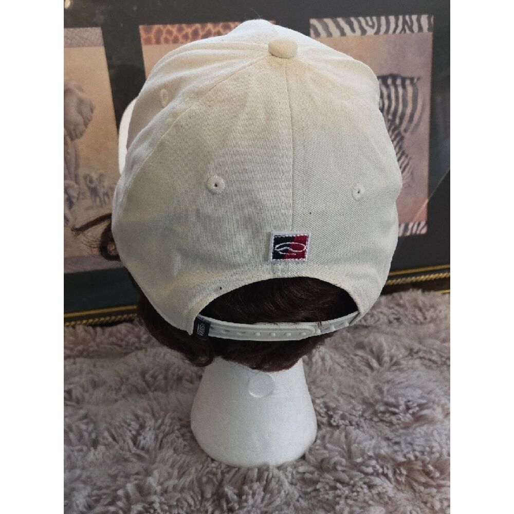 Vans Cream Snapback with Bold Black-Outline Logo - Picture 4 of 6